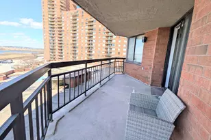 412 Harmon Cove Tower, Secaucus, NJ 07094 - Photo 19