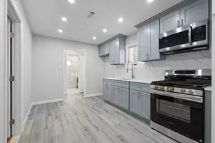 144 W 30th St, Bayonne, NJ 07002 - Photo 5