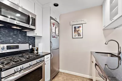 456 9th St #34, Hoboken, NJ 07030 - Photo 3
