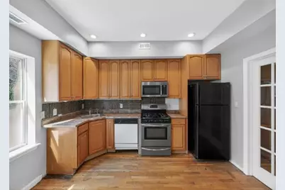 673 Bergen Ave #2D AKA 204, Jersey City, NJ 07304 - Photo 5