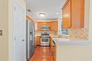 119 Abbie Ct, Guttenberg, NJ 07093 - Photo 3