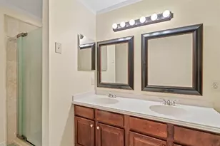 119 Abbie Ct, Guttenberg, NJ 07093 - Photo 11