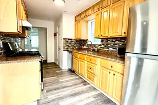 163 Jewett Ave, Jersey City, NJ 07304 - Photo 9