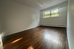 35 Sunset Ave, Bayonne, NJ 07002 - Photo 5