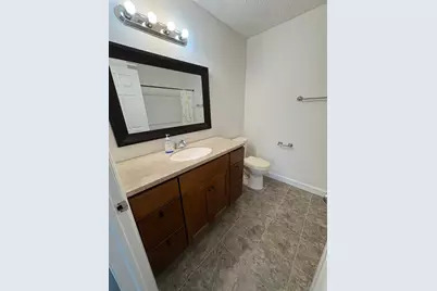 107 Sunshine Ct, Sayreville, NJ 08859 - Photo 9