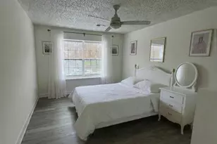 107 Sunshine Ct, Sayreville, NJ 08859 - Photo 5