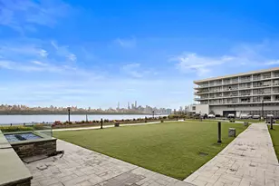 9 Somerset Ln, Edgewater, NJ 07020 - Photo 21