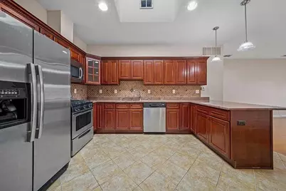 41 Wright Ave #2, Jersey City, NJ 07306 - Photo 9