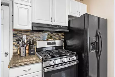 119 West 21st St, Bayonne, NJ 07002 - Photo 9