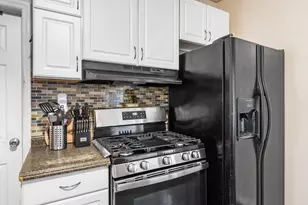 119 W 21st St, Bayonne, NJ 07002 - Photo 9