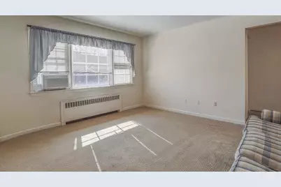 173 Cambridge Ave, Jersey City, NJ 07307 - Photo 9