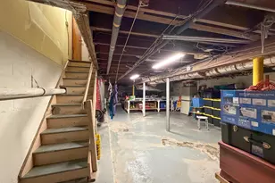 173 Cambridge Ave, Jersey City, NJ 07307 - Photo 29