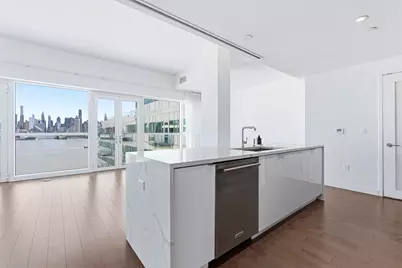 800 Avenue At Port Imperial #1010, Weehawken, NJ 07086 - Photo 5