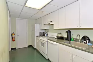 8700 Blvd E, North Bergen, NJ 07047 - Photo 31