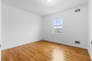 401 Bergenline Ave, Union City, NJ 07047 - Photo 13