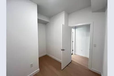 141 Christopher Columbus Dr #3, Jersey City, NJ 07302 - Photo 9