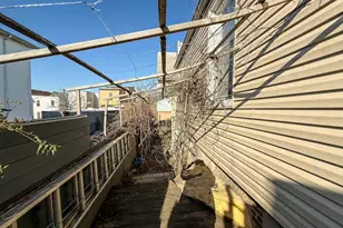 121 Fowler Ave, Jersey City, NJ 07305 - Photo 17