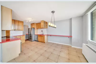 380 Mountain Rd #213, Union City, NJ 07087 - Photo 9