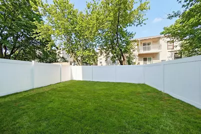 34 Manhattan Ave #2, Jersey City, NJ 07307 - Photo 5