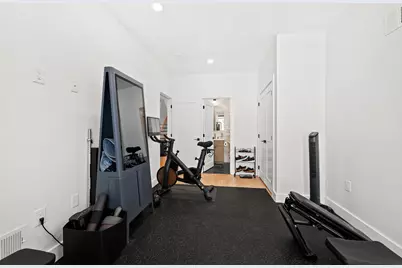 34 Manhattan Ave #2, Jersey City, NJ 07307 - Photo 25
