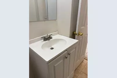 726 Garfield Ave, Jersey City, NJ 07305 - Photo 3