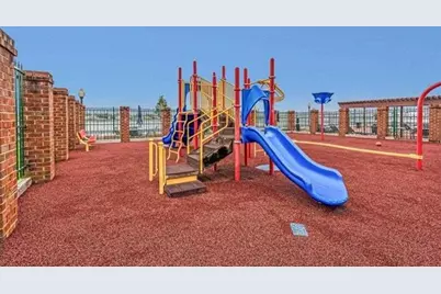 29 Walnut St, Jersey City, NJ 07305 - Photo 19