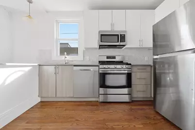 76 Bowers St, Jersey City, NJ 07307 - Photo 3