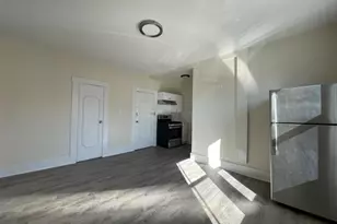 310 Danforth Ave, Jersey City, NJ 07305 - Photo 9