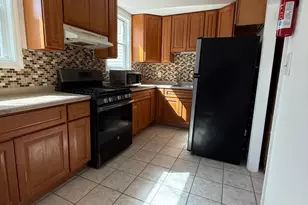 85 Kearney Ave, Jersey City, NJ 07305 - Photo 3