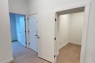 141 Christopher Columbus Dr, Jersey City, NJ 07302 - Photo 9