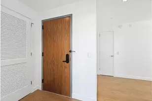 75 Park Ln S, Jersey City, NJ 07310 - Photo 13