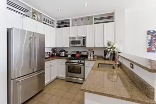 30 Freedom Way, Jersey City, NJ 07305 - Photo 5