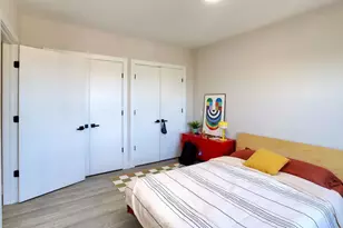 212 70th St, Guttenberg, NJ 07093 - Photo 13