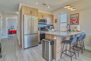 212 70th St, Guttenberg, NJ 07093 - Photo 5