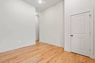 150 West Side Ave, Jersey City, NJ 07306 - Photo 17