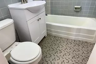 10 Huron Ave, Jersey City, NJ 07306 - Photo 9