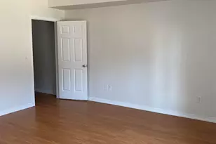 106 Ocean Ave, Jersey City, NJ 07305 - Photo 9