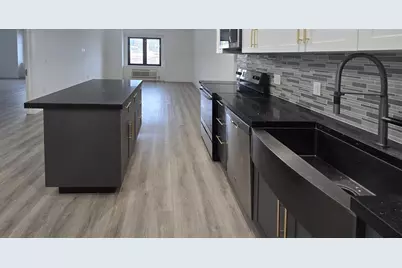 211 Baldwin Ave #403, Jersey City, NJ 07306 - Photo 23