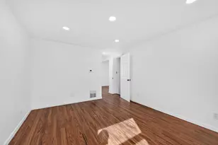 14 Laurel Ct, Jersey City, NJ 07302 - Photo 7