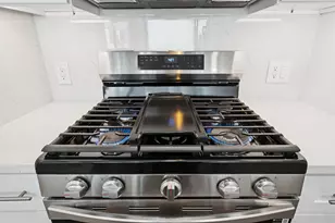 32 Jones St, Jersey City, NJ 07306 - Photo 11