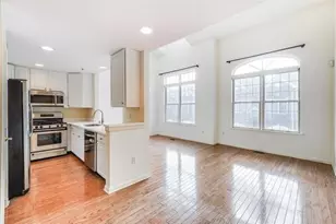 113 Abbie Ct, Guttenberg, NJ 07093 - Photo 9