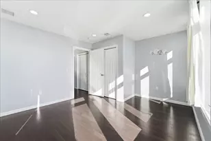 225 Freeman Ave, Jersey City, NJ 07306 - Photo 21