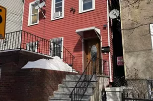 542 41st St, Union City, NJ 07087 - Photo 1