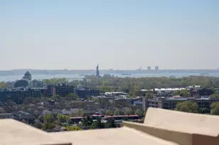 20 Beacon Way, Jersey City, NJ 07304 - Photo 15