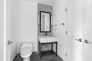 34 Cambridge Wy, Weehawken, NJ 07086 - Photo 13