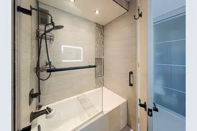 7004 Blvd East #22B, Guttenberg, NJ 07093 - Photo 9
