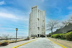 7004 Blvd E, Guttenberg, NJ 07093 - Photo 1