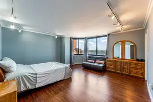 2110 Harmon Cove Tower, Secaucus, NJ 07094 - Photo 21