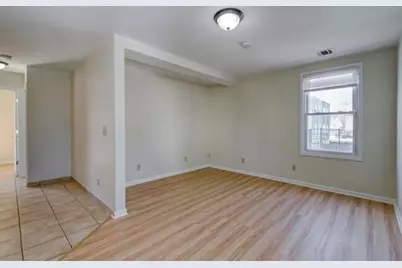 11 Isabella Ave #2R, Bayonne, NJ 07002 - Photo 3