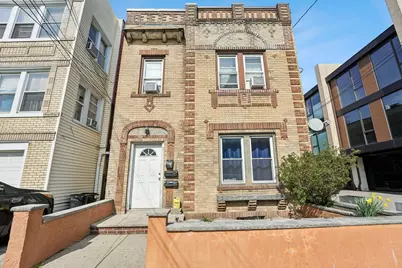 7 Bender Pl #3, Cliffside Park, NJ 07010 - Photo 3